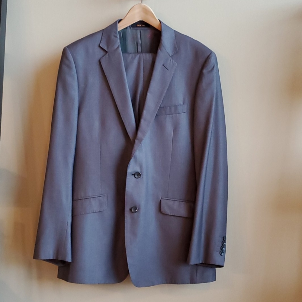 Med's wool blend suit, perfect condition.